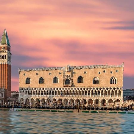 San Marco - Elegante Suite Benátky Exteriér fotografie